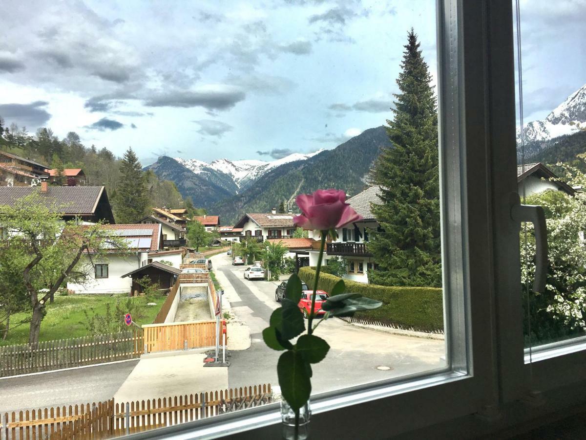 Fewo Schneewittchen Apartment Mittenwald Exterior photo